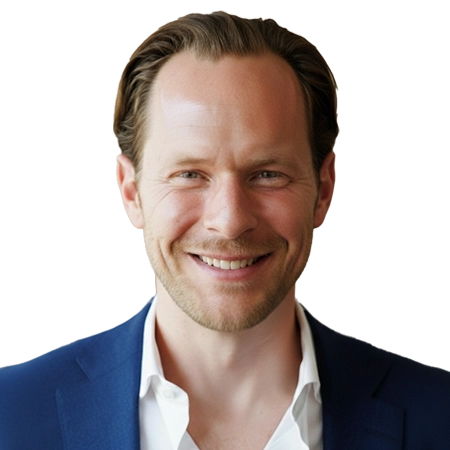 Headshot of Courtland Walker