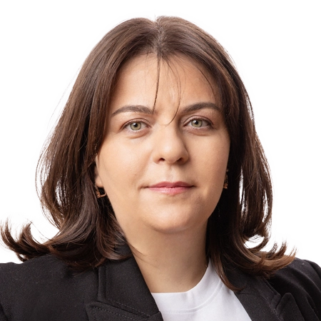 Headshot of Meri Meladze