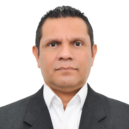 Headshot of Jonathan Vanegas