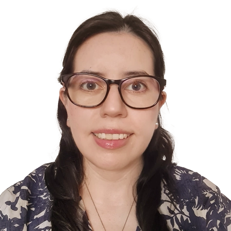 Headshot of Carolina Lozada